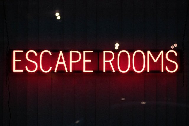 Escape Room insegna